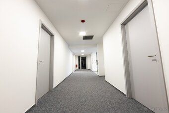 We would like to offer you the rental of modern office spaces including parking places in the…