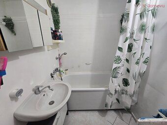 For sale is a 2 bedroom apartment located on the 9th floor of an 8 story prefab panel building…