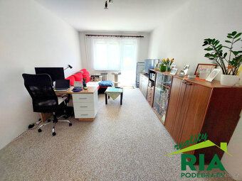 We offer for sale a sunny cooperative apartment 2+1 with balcony after reconstruction