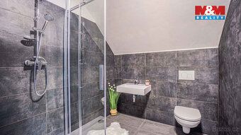 We offer for sale a fully equipped family house with layout