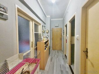 Nabízím k pronájmu byt v OV o velikosti 1+1, 40 m2, ve 2. NP