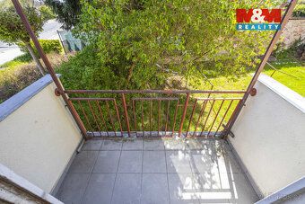 Prodej bytu 2+1 (59 m²) s balkonem v 1. patře cihlového domu