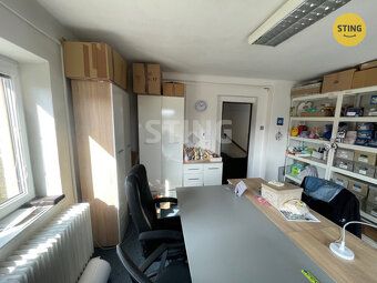 We offer for sale commercial property in the center of town Vendryne, on an attractive…