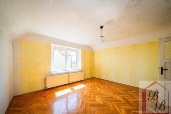 Sole agent for sale of family house