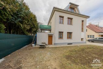 Naše společnost Vám nabízí k pronájmu útulný byt o dispozici