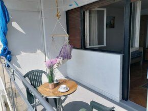 We offer for sale a 3-bedroom apartment located on the third floor of an apartment house in…