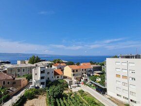 We offer for sale an apartment in Omiš. The apartment is with area of 70 m2 located on the 5th…