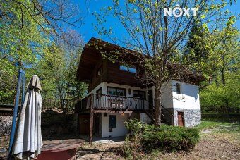 We offer for sale a well-maintained and very pleasant recreational cottage in Písek