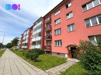 Nabízíme Vám k dlouhodobému pronájmu byt s balkonem o dispoz