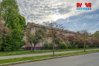 K dlouhodobému pronájmu nabízíme slunný, nově zrekonstruovan