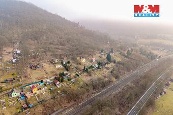 Nabízíme k prodeji zahradu o výměře 921 m² na okraji obce Se