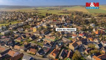 Nabízíme k prodeji prostorný rodinný dům 4+1 v Dolním Bousov