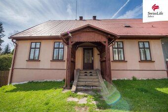 Family house with renovation potential in the foothills of the Giant Mountains garden, attic, quiet location