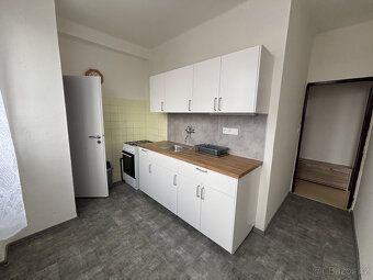 Nabízíme k pronájmu světlý a prakticky řešený byt o dispozic