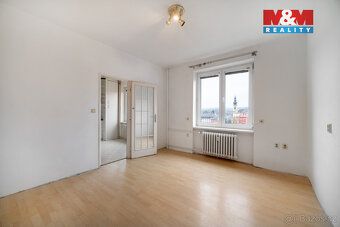 Nabízíme k prodeji družstevní byt 2+1 o rozloze 53 m², který
