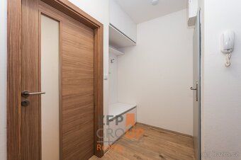 Ref code 00613 We offer for rent a bright and practically arranged apartment