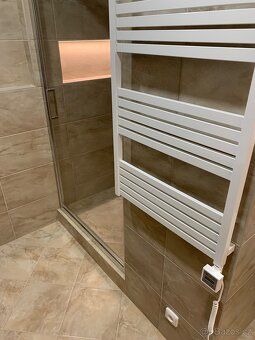 We offer for long-term rent newly renovated 2 bedroom apartment