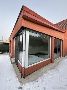 K dlouhodobému podnájmu nabízíme krásný a moderní dům o disp