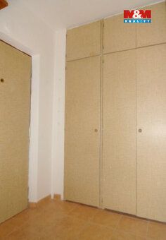 Pronájem bytu 1+kk s prostornou lodžií v Hradci Králové, ul.