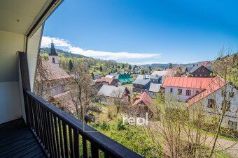 Ref #120127JS-1 We offer for sale a family house in a quiet part of Lower Rokytnice, Rokytnice…