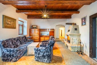 We offer for sale a unique cottage in Čenkovice.
