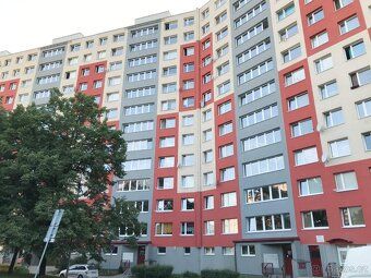 Nabízíme k prodeji byt o dispozici 4+1 a výměře 85 m2 na adr