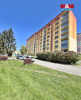 We offer for sale a spacious 3BR apartment with a total area of 70.3 m²