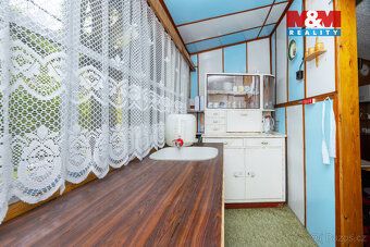 We offer for sale a picturesque cottage in a quiet recreational area