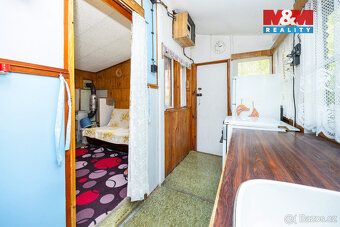 We offer for sale a picturesque cottage in a quiet recreational area