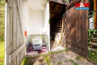 We offer for sale a picturesque cottage in a quiet recreational area
