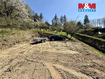 Prodej stavebního pozemku o rozloze 380 m² v k.ú. Albrechtic