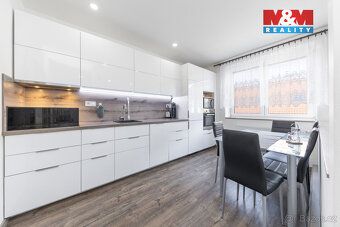 In exclusive representation of the property owner we offer for sale a multi-generational house…