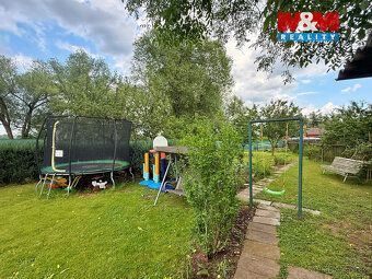 Nabízíme k prodeji zahradu o celkové ploše 613 m², která se 
