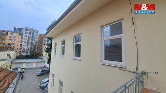 Pronájem prostorného bytu 4+1 o užitné ploše 120 m² v centru