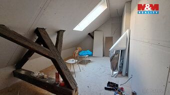 Pronájem prostorného bytu 4+1 o užitné ploše 120 m² v centru