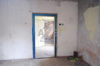 We offer you a house with excellent potential that stands in the center of Šumperk on land…