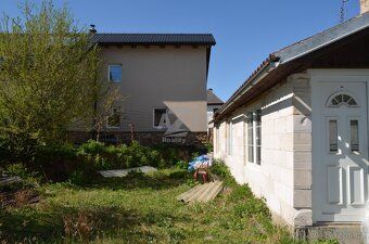 Sale of family house with started reconstruction, layout 5+kk, total land area 316 m2, located…