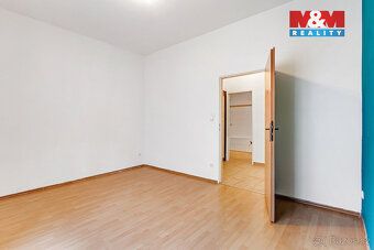 Hledáte prostorný byt 2+kk v okolí Brd pro vlastní bydlení n