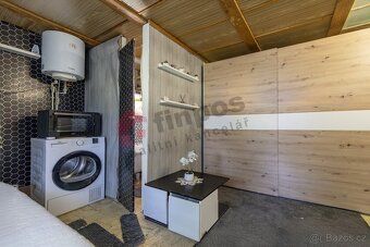 We offer for sale a wooden cottage with a built-up area of 19 m² in Frýdek - Místek