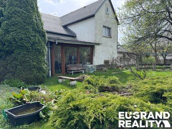 Ref. No. 05985 We offer for sale a family house in Velký Šenov,