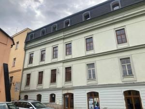 Sale of an investment apartment - established rental business (Booking / Airb