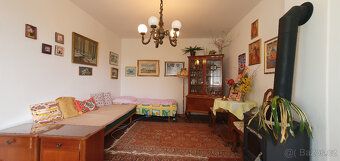 We offer for sale a detached family house in the village of Dří