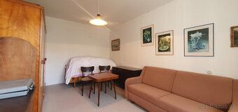 We offer for sale a detached family house in the village of Dří