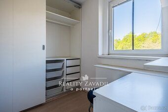 Ev.č. 01231 Nabízím Vám ke koupi prostornou rodinnou vilu z 