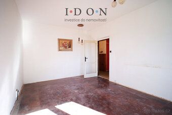 We offer for sale a cooperative apartment 2+1 with total area of 56 m²