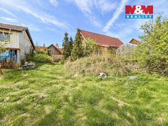 We offer for sale a family house in the village of Plánice, ideal for reconstruction according…