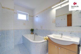 Byt 3+kk s balkony + parkovací stání + sklep + bazén a sauna