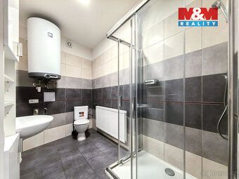 Nabízíme k pronájmu útulný byt 2+kk v srdci České Třebové. T