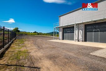 We offer commercial land for rent of 1500 m² in Rad