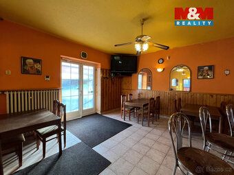 We offer for sale an unique family house in Orlová that offers wide usage possibilities.